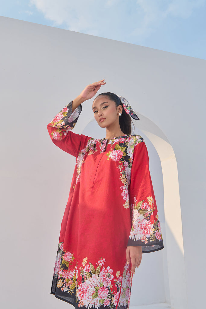 Crimson Lawn: Timeless Elegance in Women's Fashion