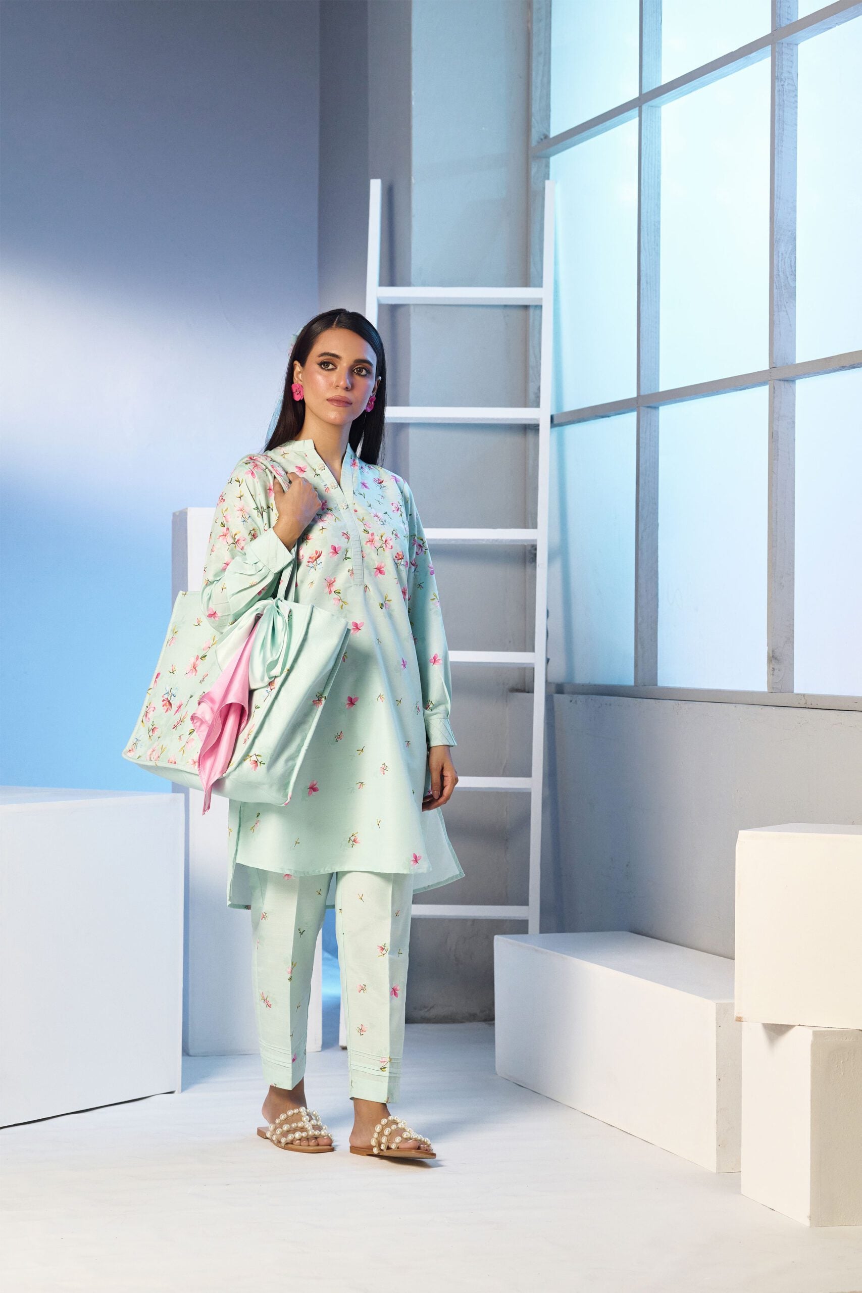 Petal power - cocoon-pk