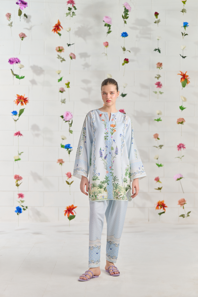 Western Dress for Girls – Latest Online Collection | Cocoon.pk