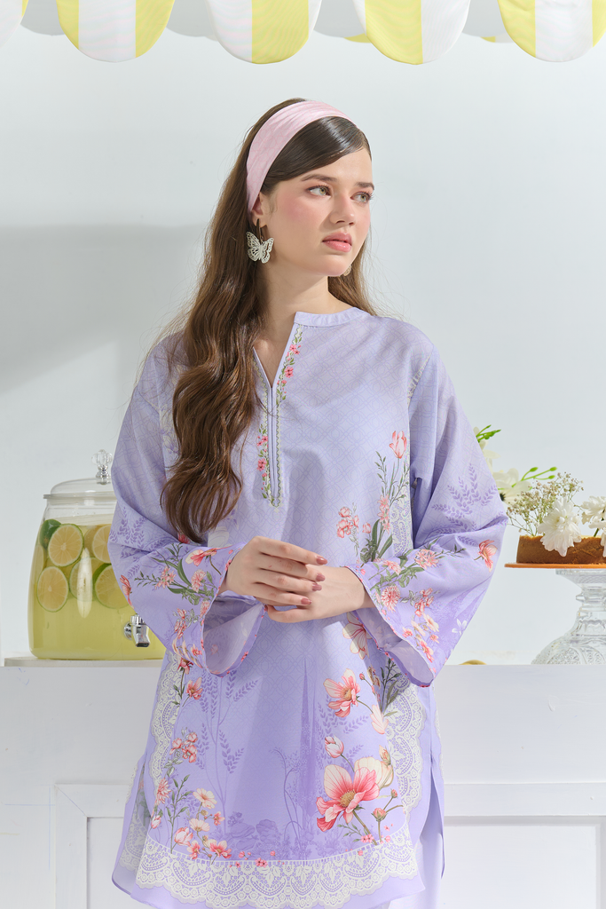 Purple Color Dress: The Perfect Blend of Grace and Power