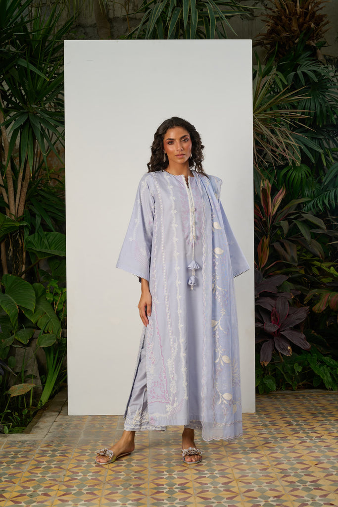 Best Clothing Brand Near Me: Your Guide to Stylish Women's Wear