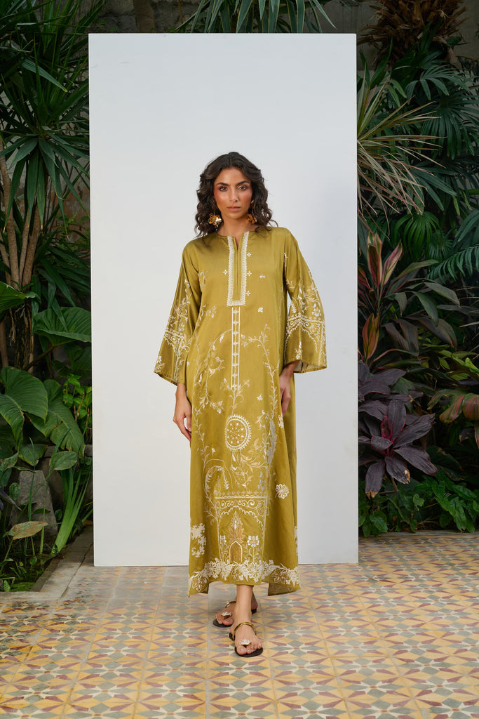 Mehandi Dress Trends in Karachi: Best Mehandi Dress for Girls