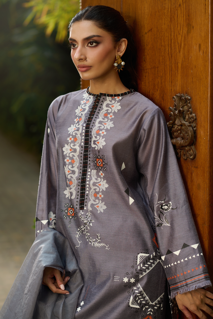 Simple Shirt Designs for Girl Pakistani: Trendy & Comfortable Fashion