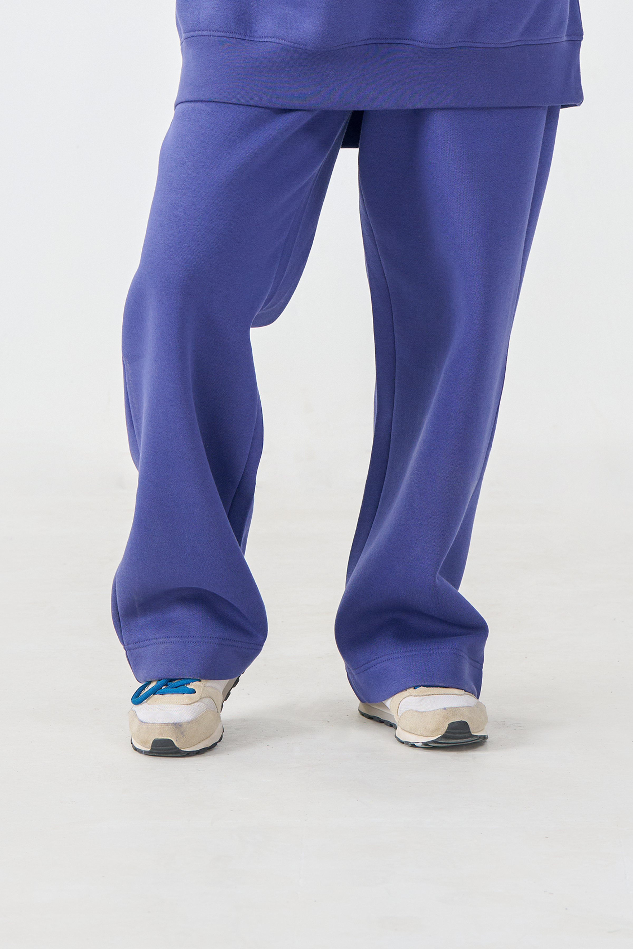 Cozy Fleece Straight-Leg Trousers (Deep Blue)