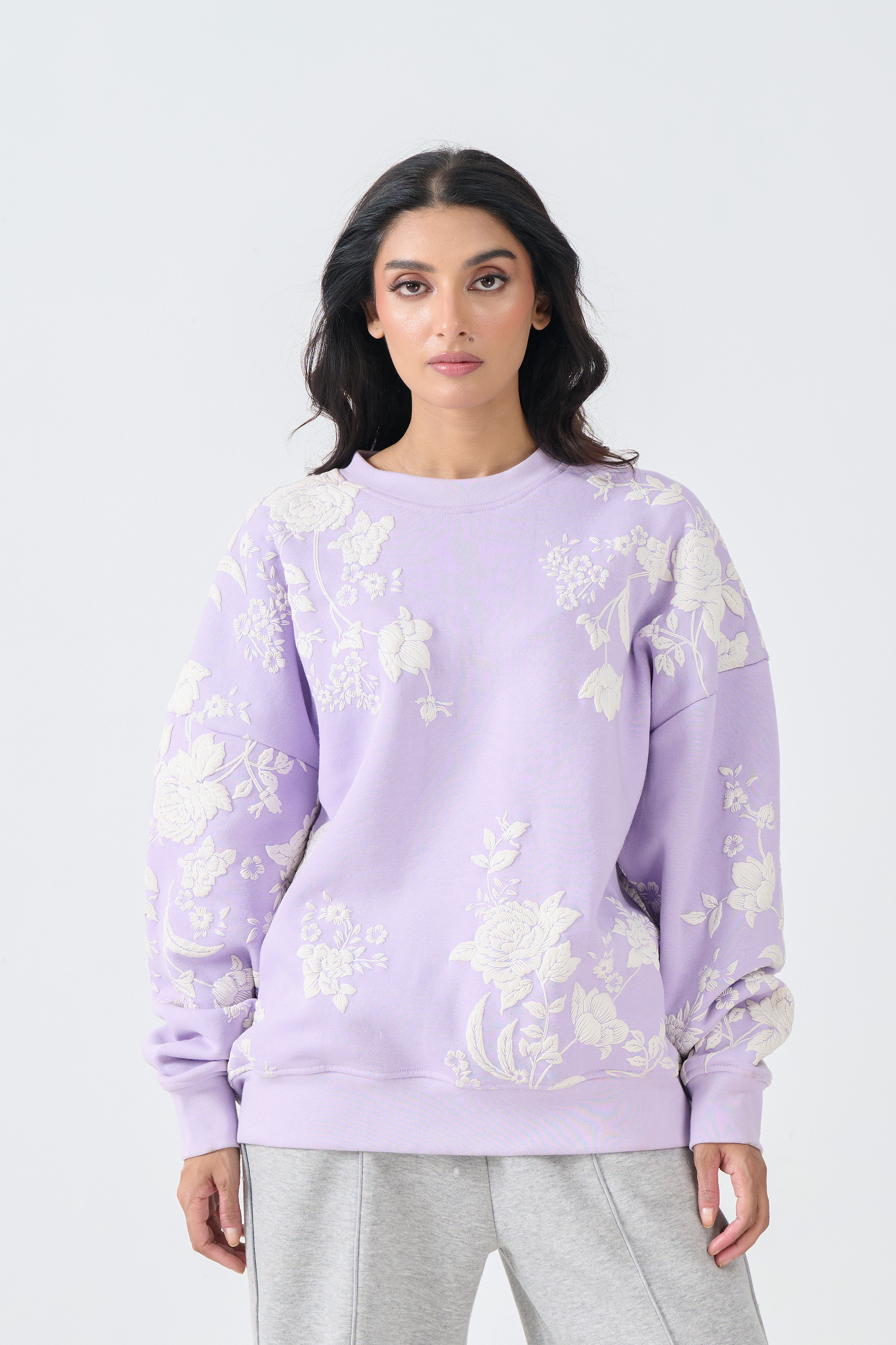 Loose Fit Sweatshirt with Emboss Print (Lilac)
