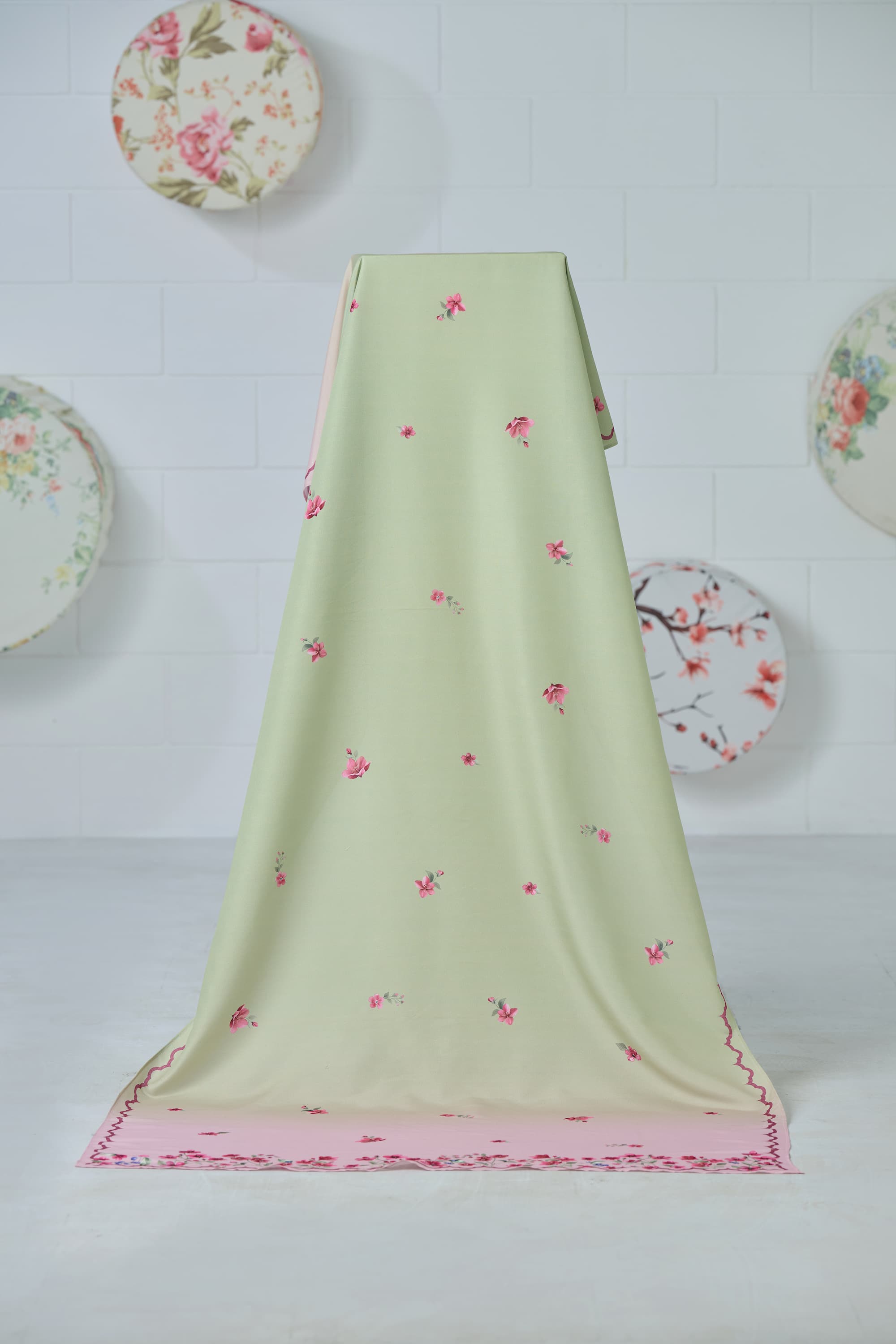 Strawberry Matcha Dupatta